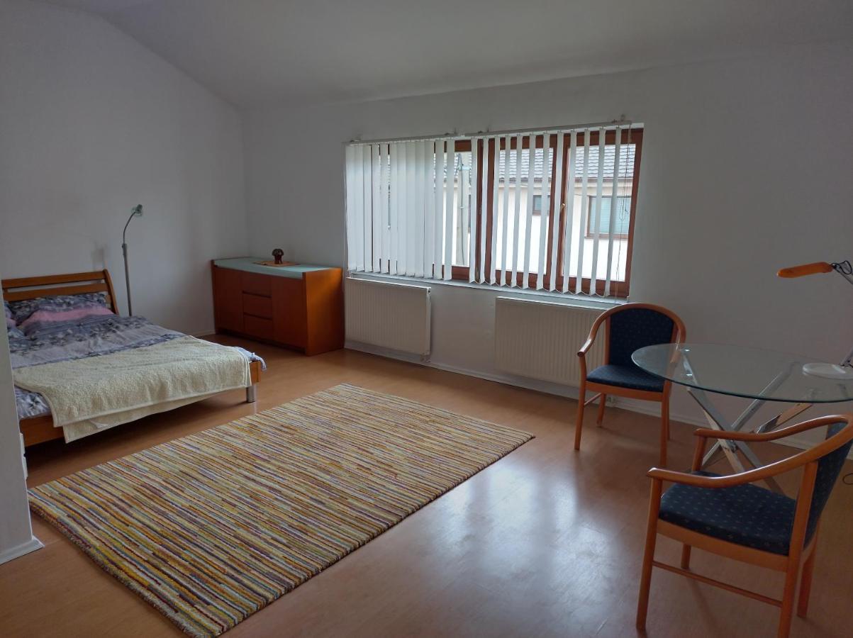 Apartment1 Pilsen-Ujezd Екстер'єр фото